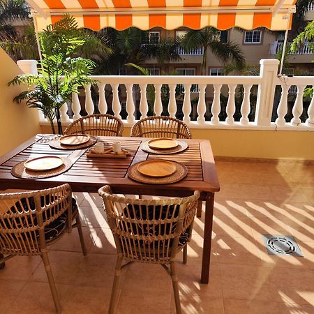Lovely Primavera Palm Mar Apartment Bagian luar foto